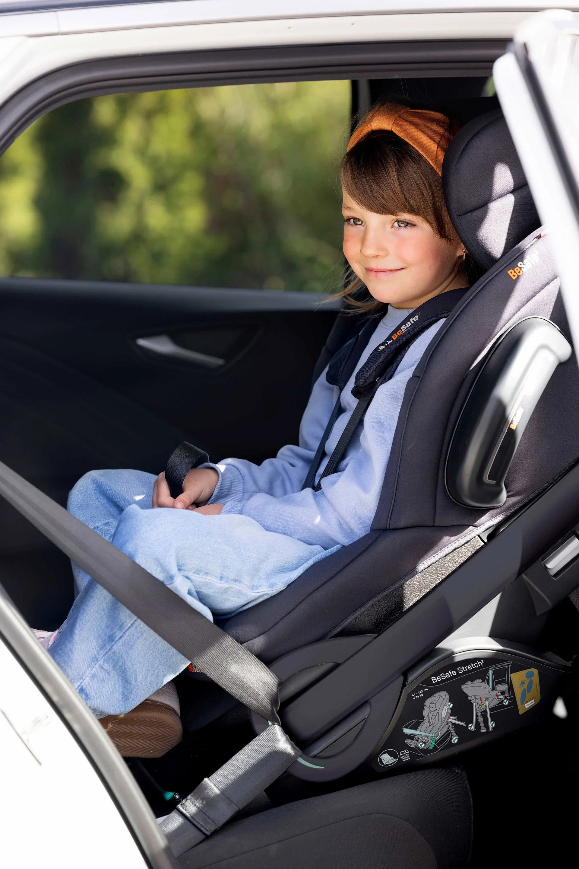 BeSafe IZI Stretch2 - Dark Sand Soft Breeze - Image 3