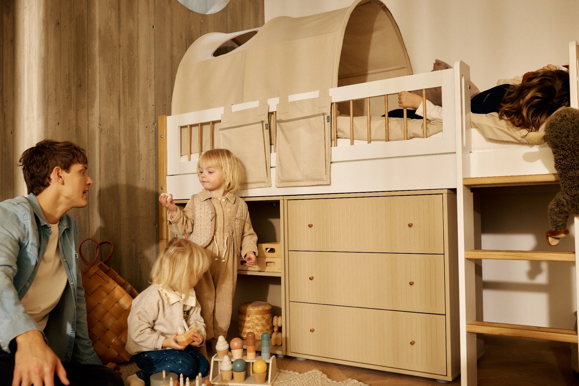 Flexa Saga Kommode 84x75,5x45 Oat riller/Oat ben og greb - Image 4